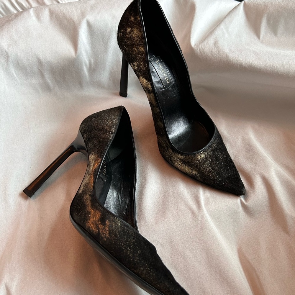LANVIN $980 Black/Gold Calf Hair Brushed High Pumps 38/7.5 READ / GUC Authentic